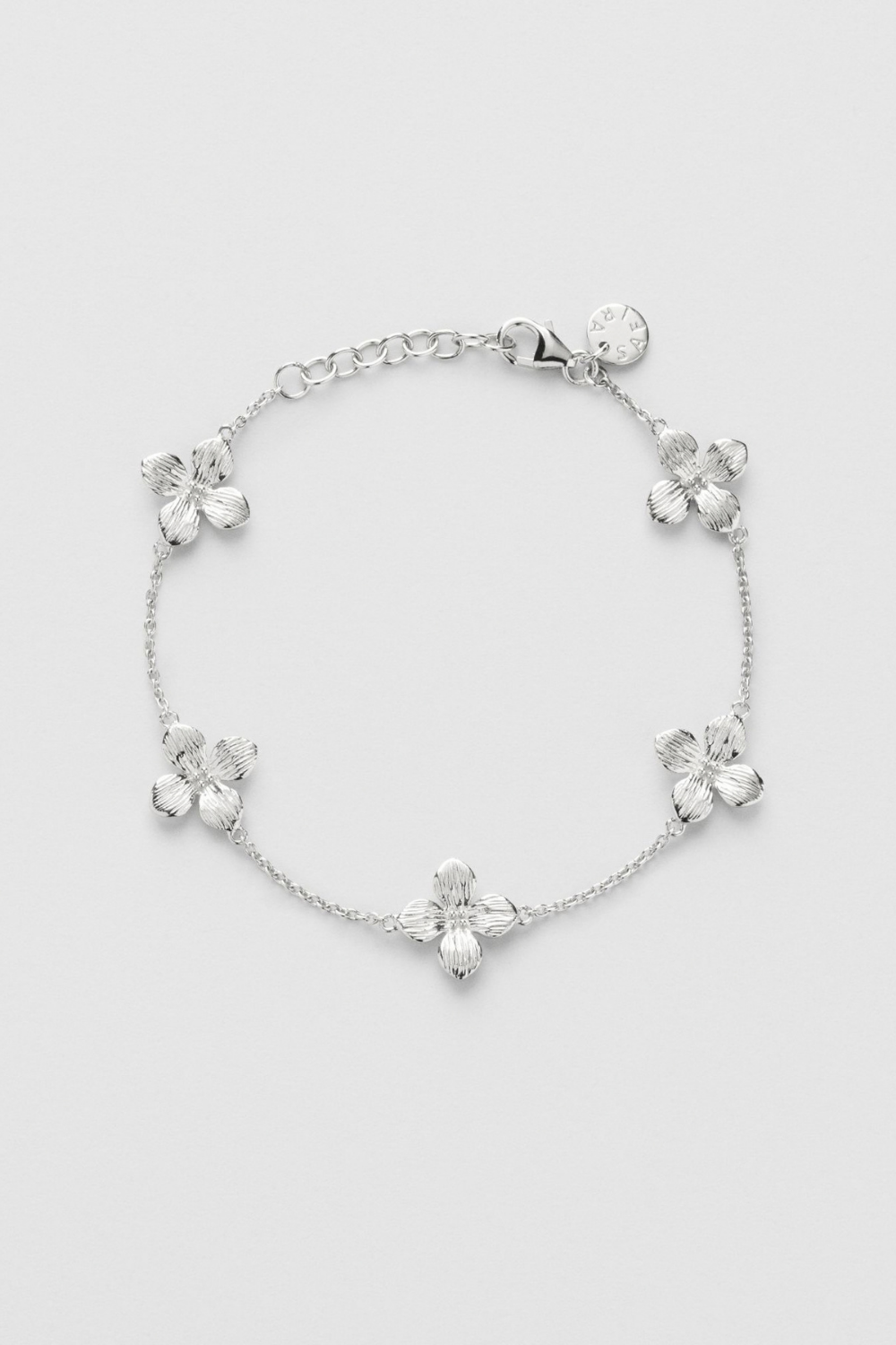 Petunia Flower Bracelet i gruppen Safira - Armbånd hos Glitter (1200309-11-ONESIZE)