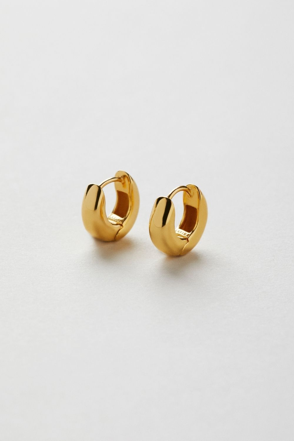 Chubby Hoops Earrings 24k Gold Plated i gruppen Gullbelagt ekte sølv / Gullbelagte øredobber hos Glitter (1300351-12-ONESIZE)