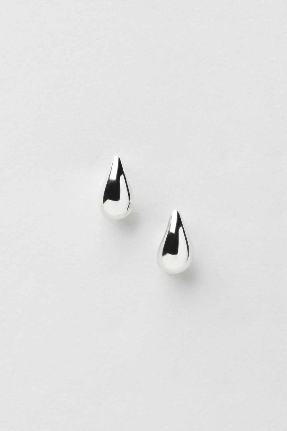 Celine Drop Earrings (S) i gruppen Ekte sølv / Sølvøredobber hos Glitter (1301100-11-ONESIZE)