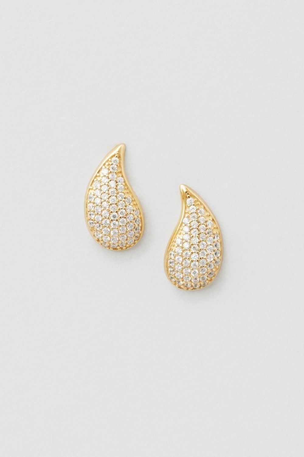 Tear Drop Studs 24k Gold Plated i gruppen Smykker / Øredobber / Studs hos Glitter (1301380-12-ONESIZE)