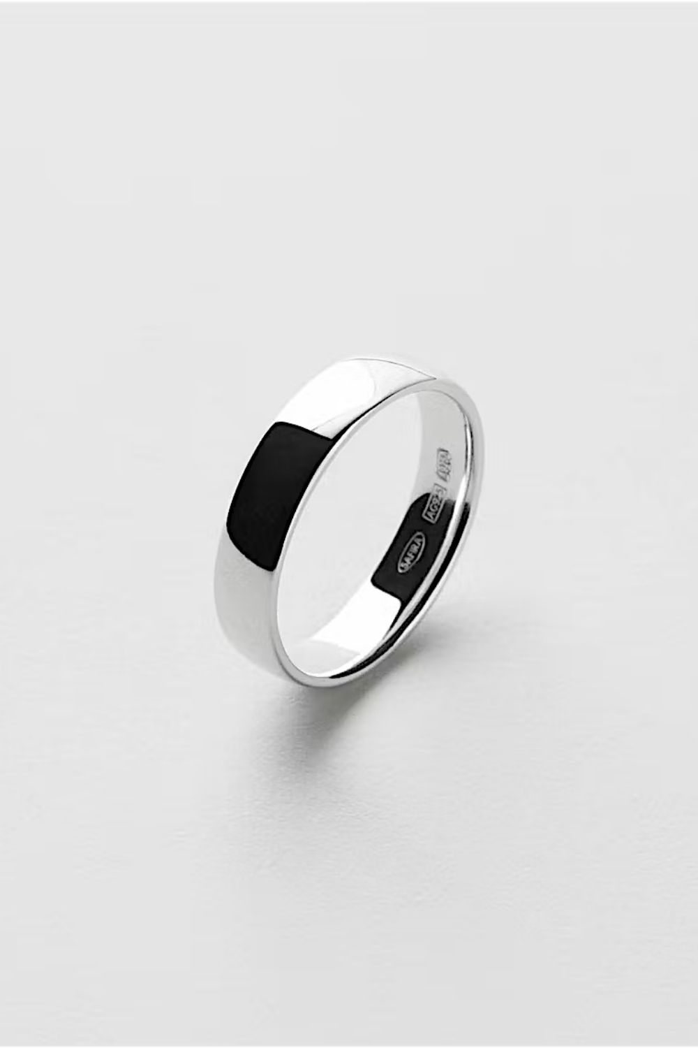 Smooth Ring (L) i gruppen Smykker / Ringer / Brede hos Glitter (1500620-11)