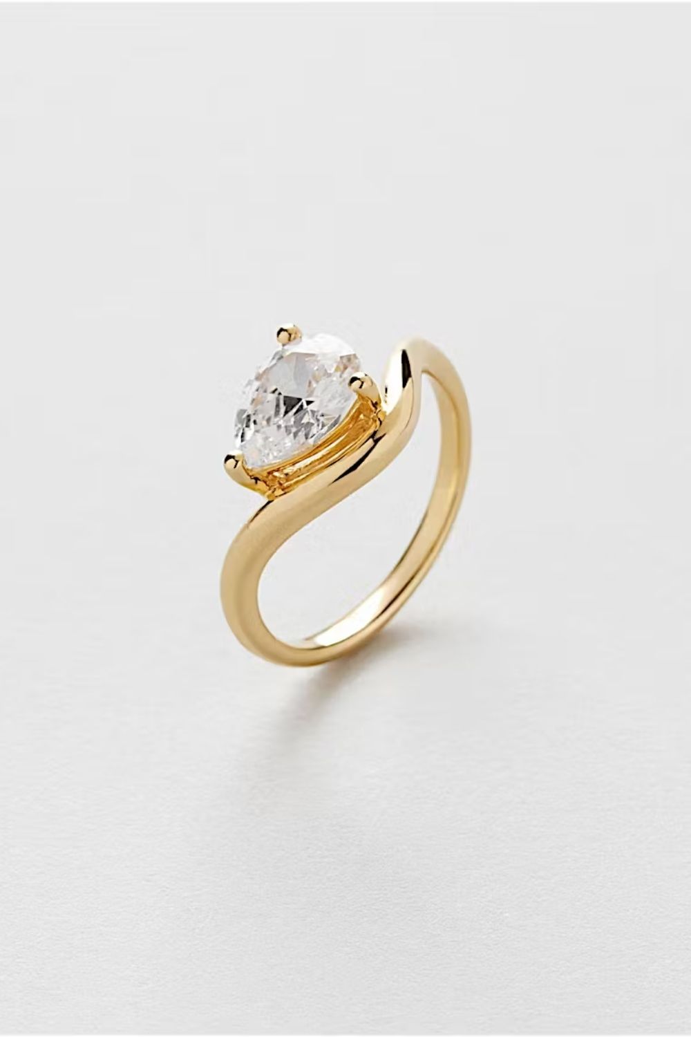 Bling Drop Ring 24k Gold Plated i gruppen Gullbelagt ekte sølv / Gullbelagte ringer hos Glitter (1500662-12)