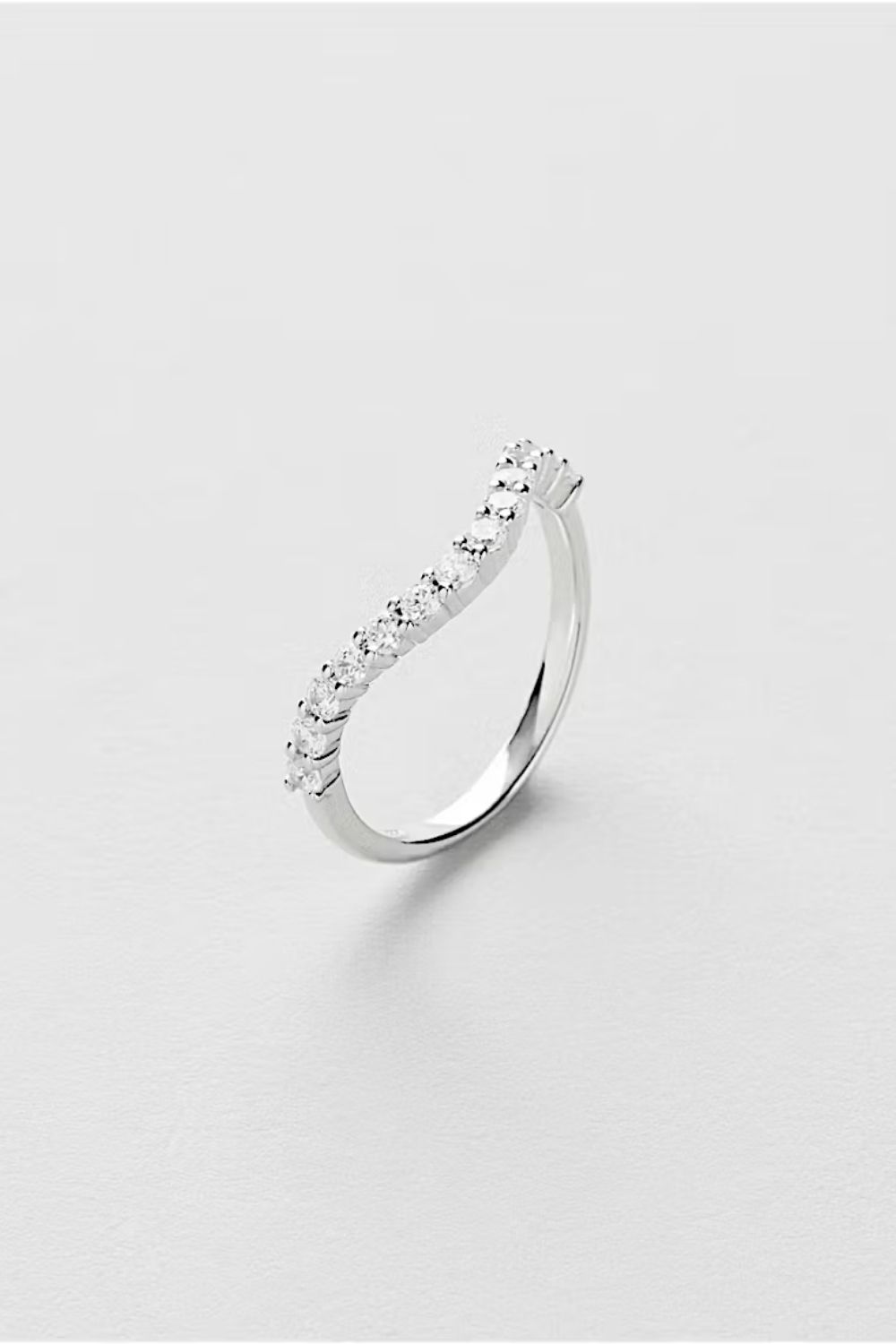 Bling Curve Ring i gruppen Smykker / Ringer / Rhinestone hos Glitter (1500678-11)