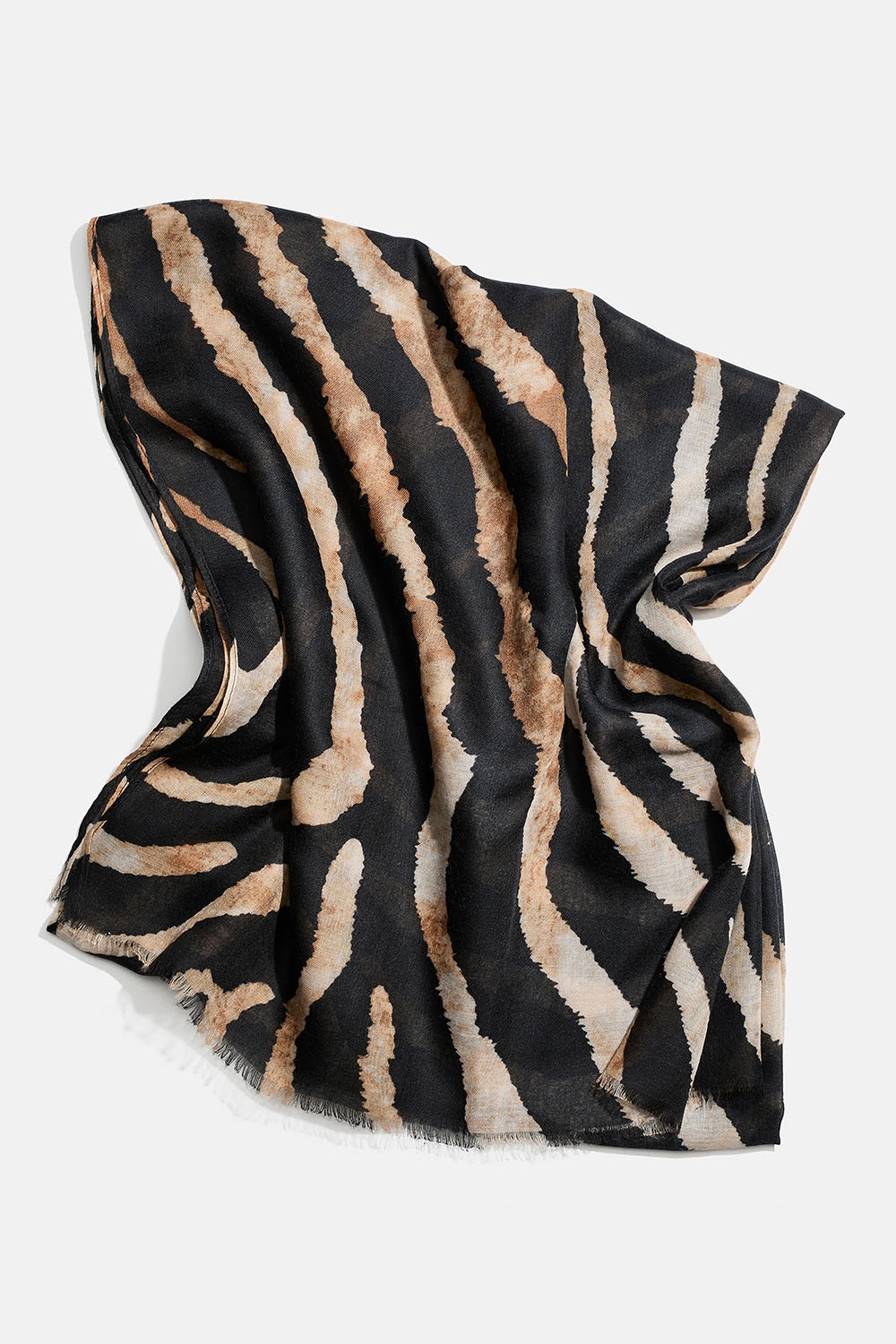 Tynt skjerf i brunt og svart sebramønster i gruppen Accessories / Scarves hos Glitter (171001578400)