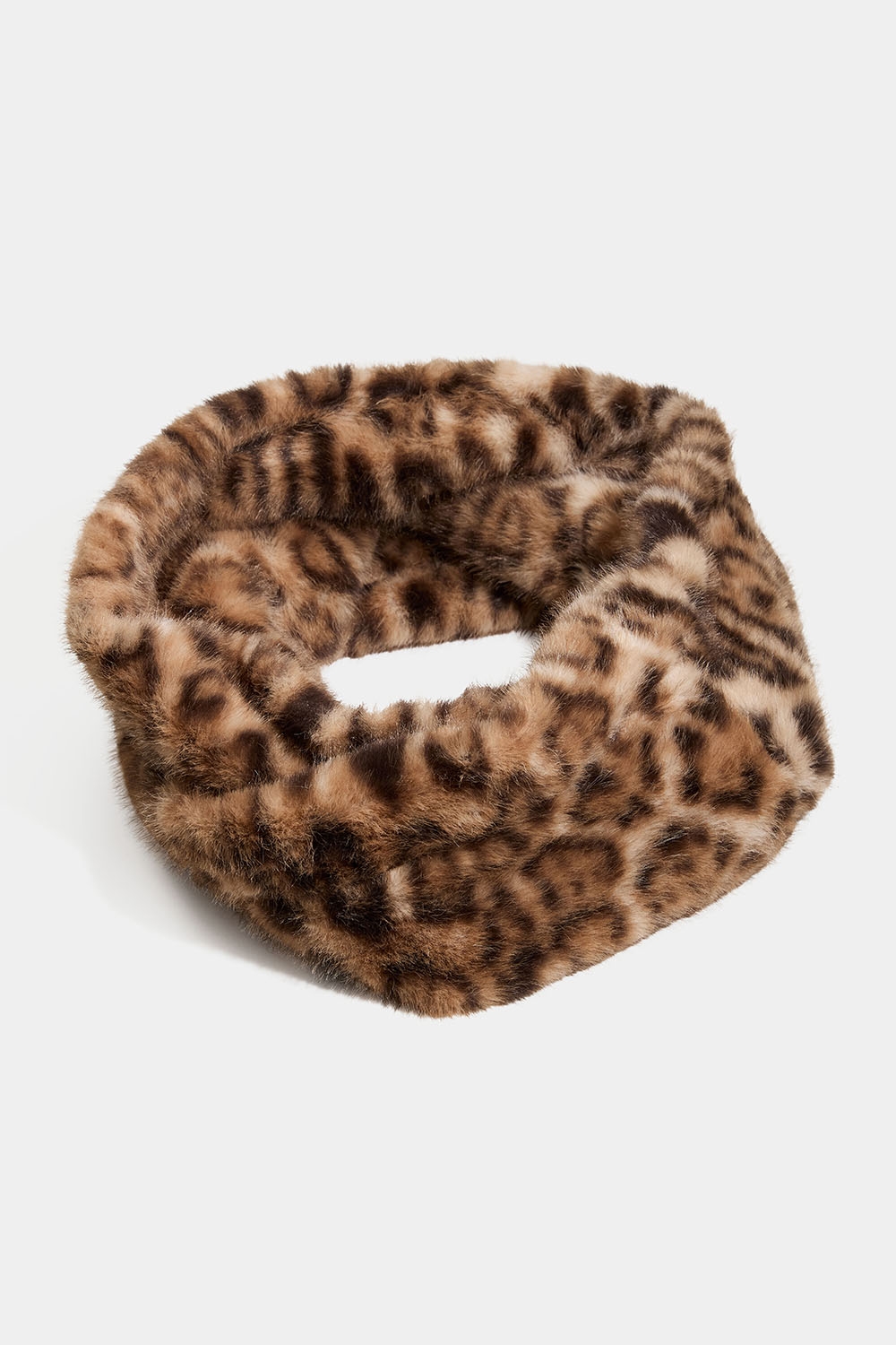 Stort tubeskjerf i leopardmønstret fuskepels i gruppen Accessories / Strikket / Skjerf hos Glitter (171001890500)