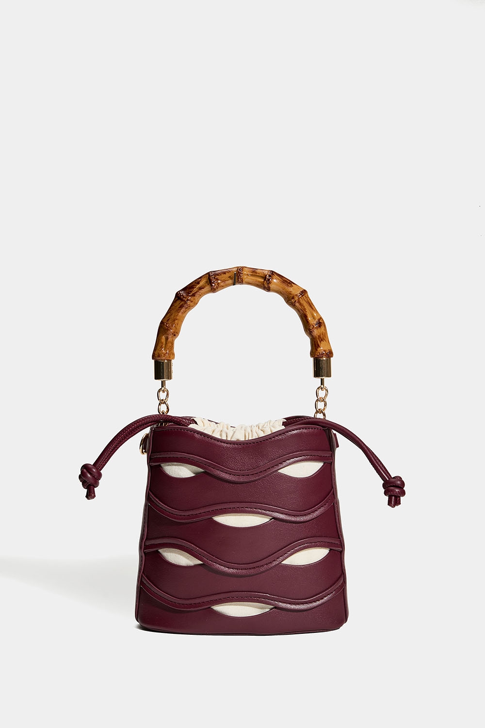 Vinrød bucketveske med topphåndtak i bambusmønster i gruppen Vesker hos Glitter (172001936300)
