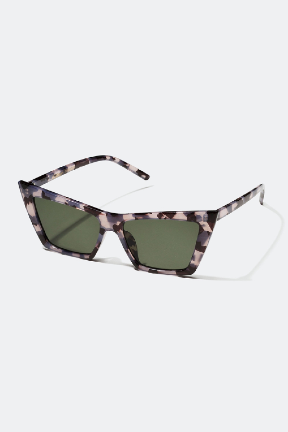 Rektangulære solbriller med cateye-design i gruppen Solbriller hos Glitter (17600007)