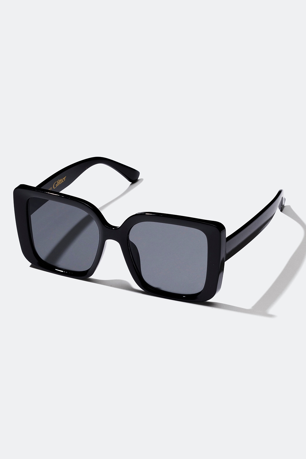 Svarte oversize-solbriller i gruppen Solbriller hos Glitter (176000529000)