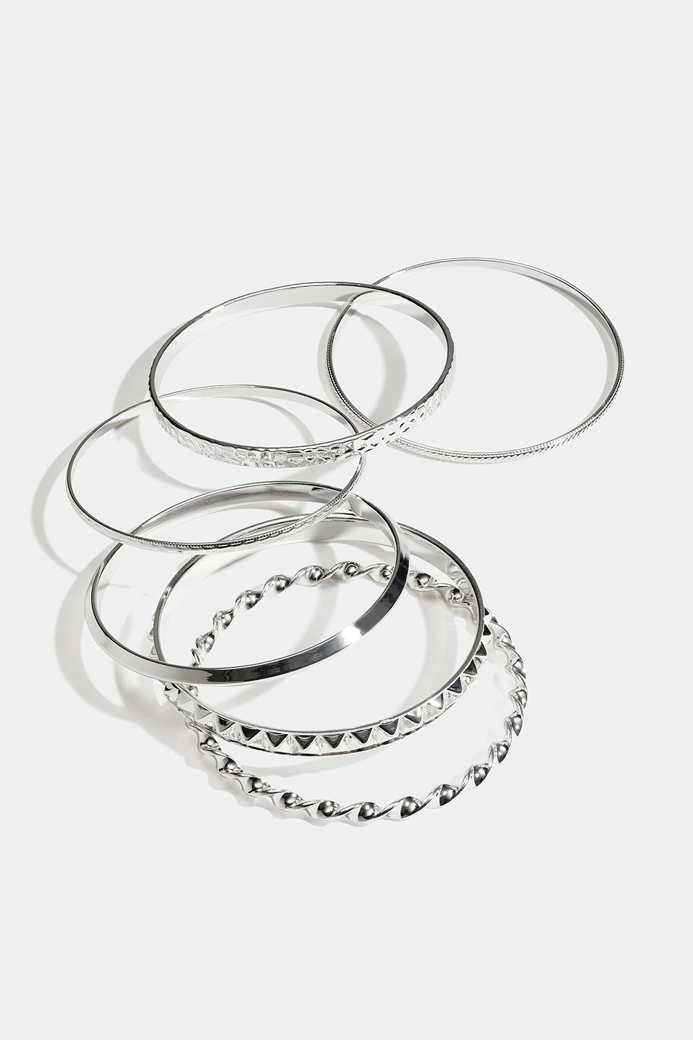 Armringer med forskjellige designer, 6-pakning i gruppen Smykker / Armbånd hos Glitter (251002091001)