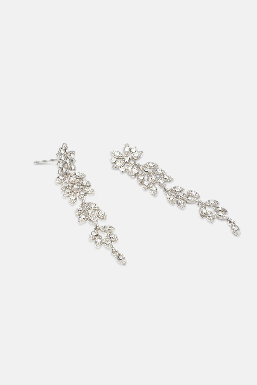 Petite Laurel earrings - Crystal i gruppen Store week / hos Glitter (253001621001)