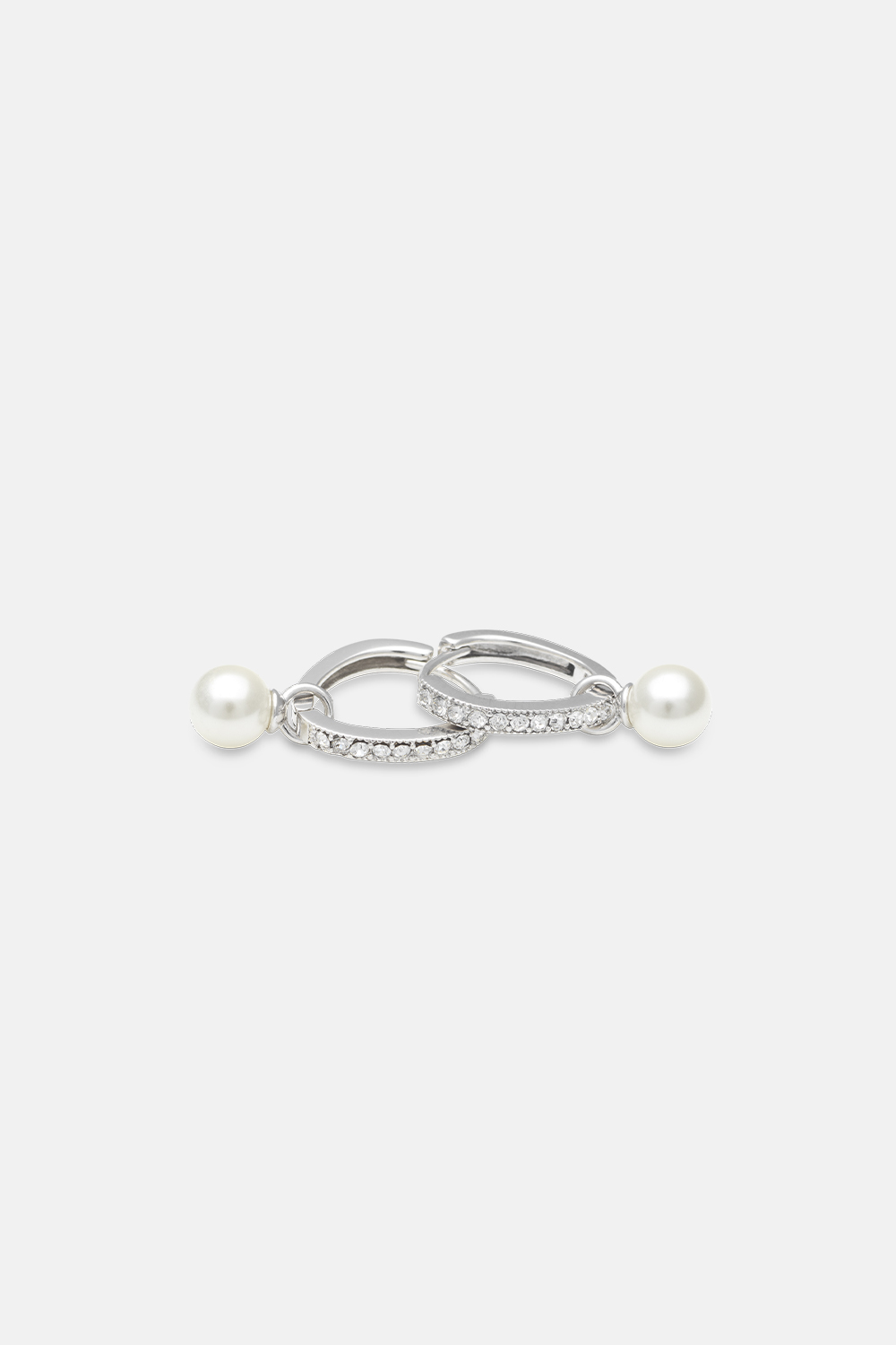 Petite Kennedy hoops earrings - Ivory pearl (Silver) i gruppen Smykker / Øredobber / Øreringer hos Glitter (253001681001)
