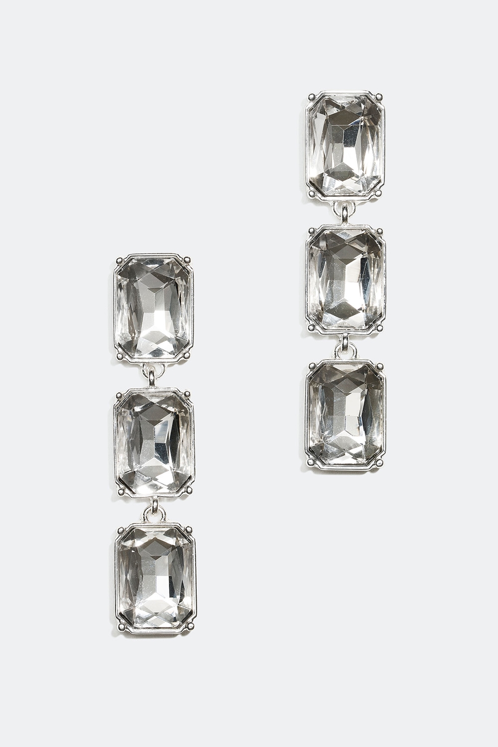 Sølvfargede øredobber med rektangulære glassteiner i gruppen Smykker / Øredobber hos Glitter (253002551000)