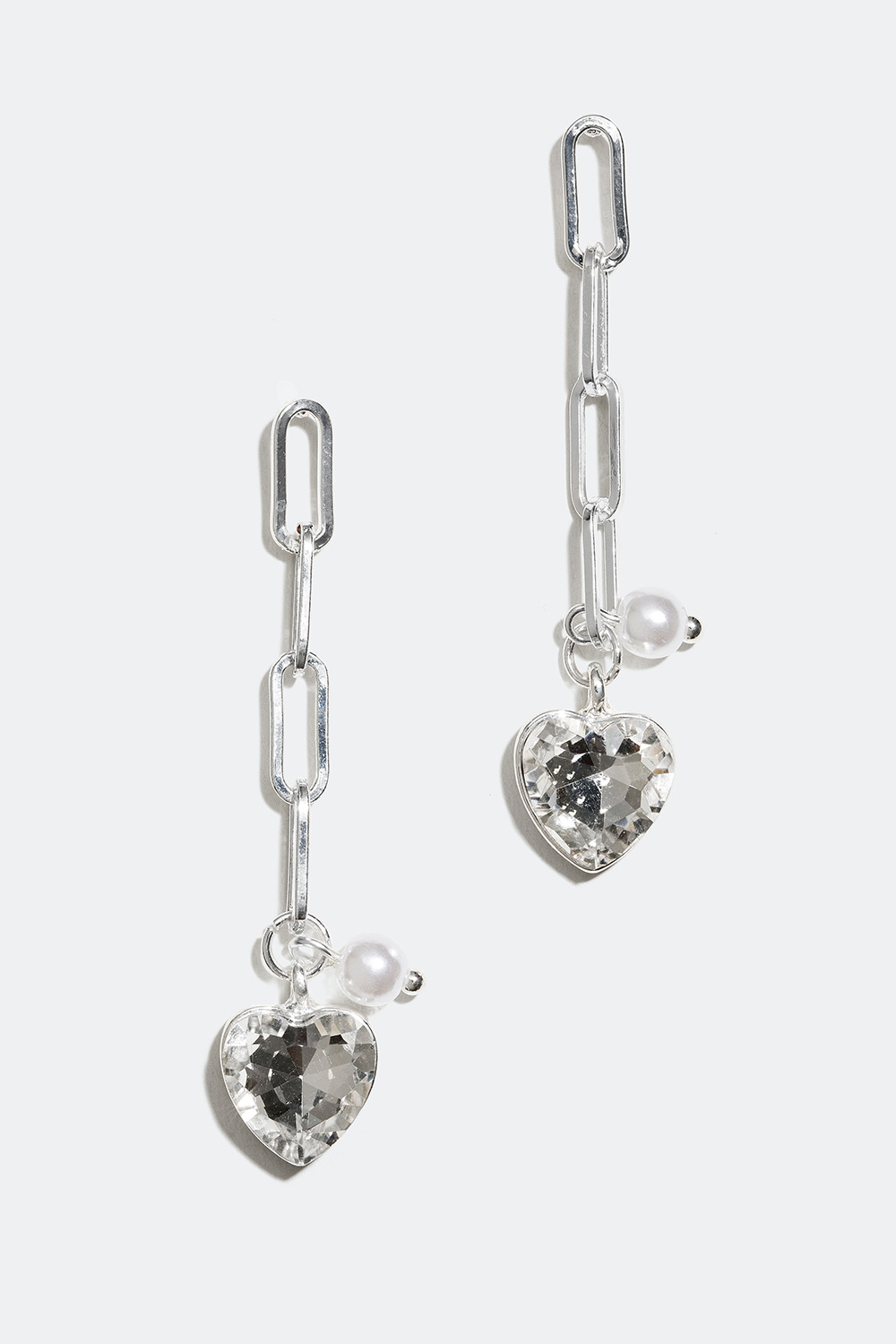 Kjede-øredobber med hjerter og perler i gruppen Smykker / Øredobber hos Glitter (253003550201)