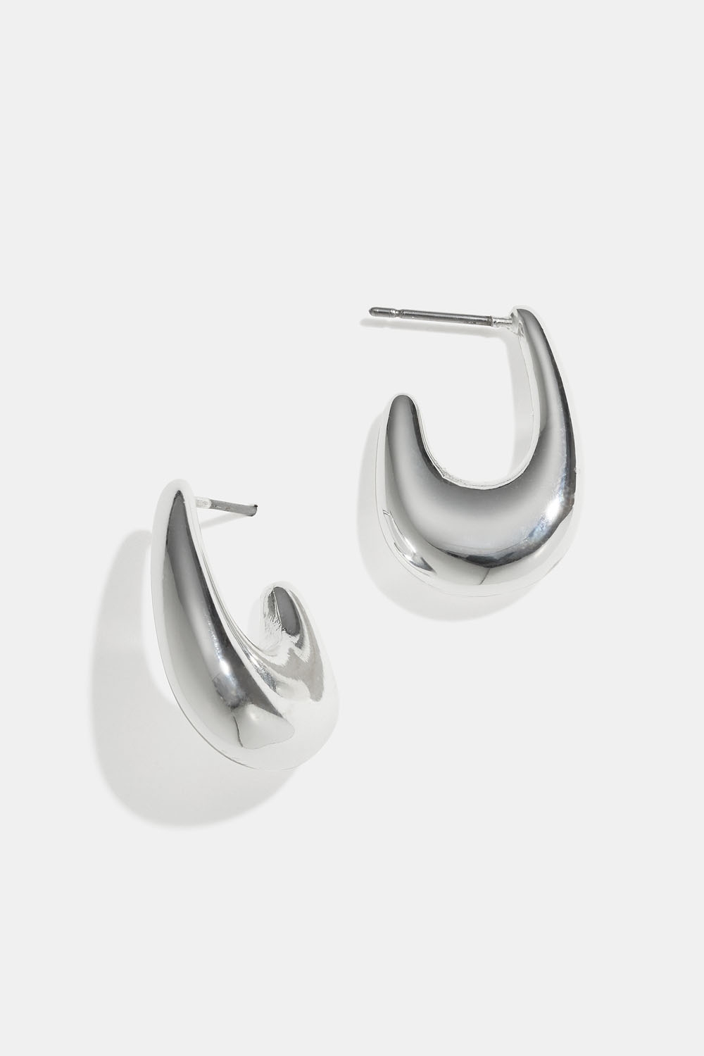 Hoops med oval form i gruppen Smykker / Øredobber / Øreringer hos Glitter (253009491001)