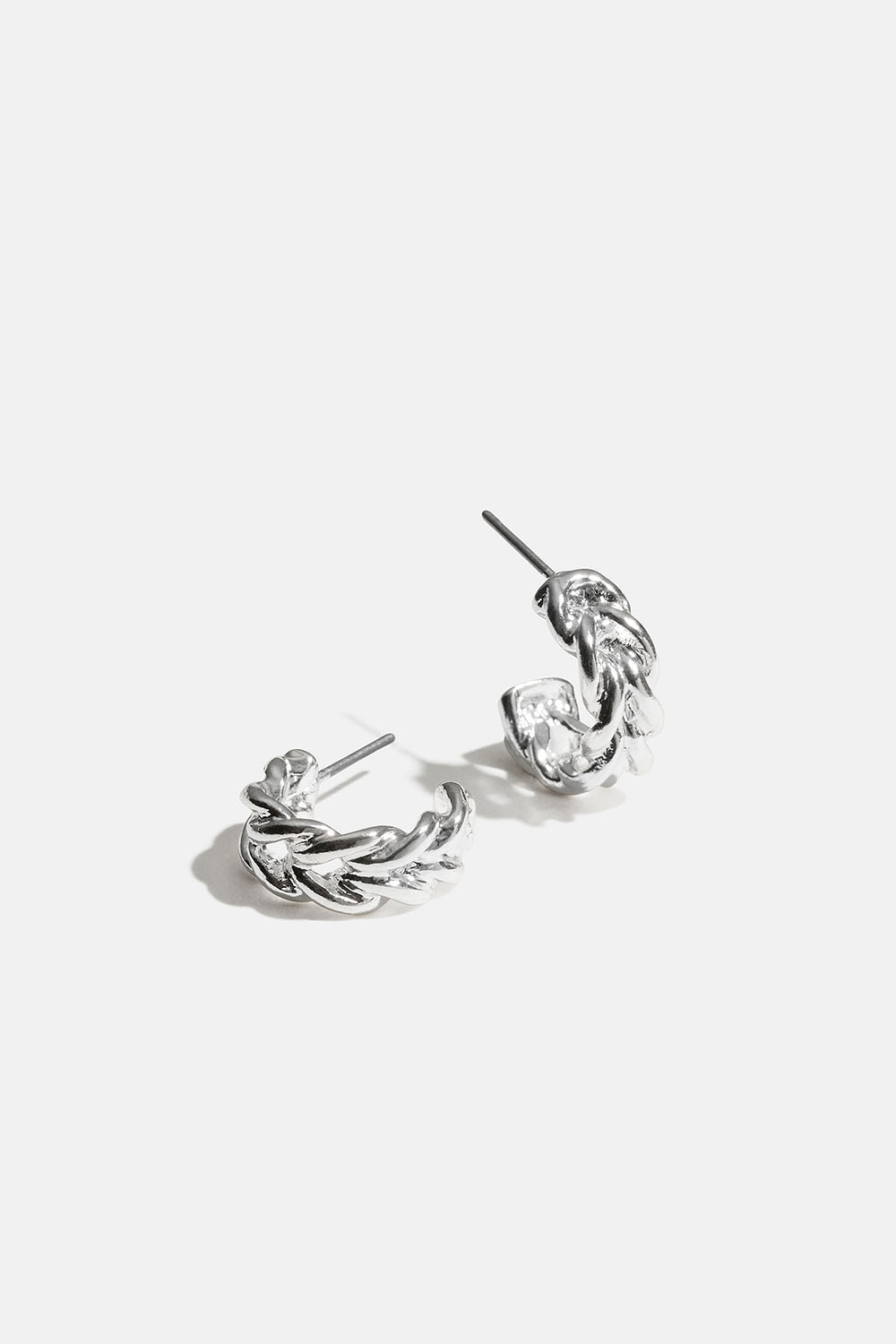 Øreringer med kjededesign i gruppen Smykker / Øredobber / Øreringer hos Glitter (253010681001)