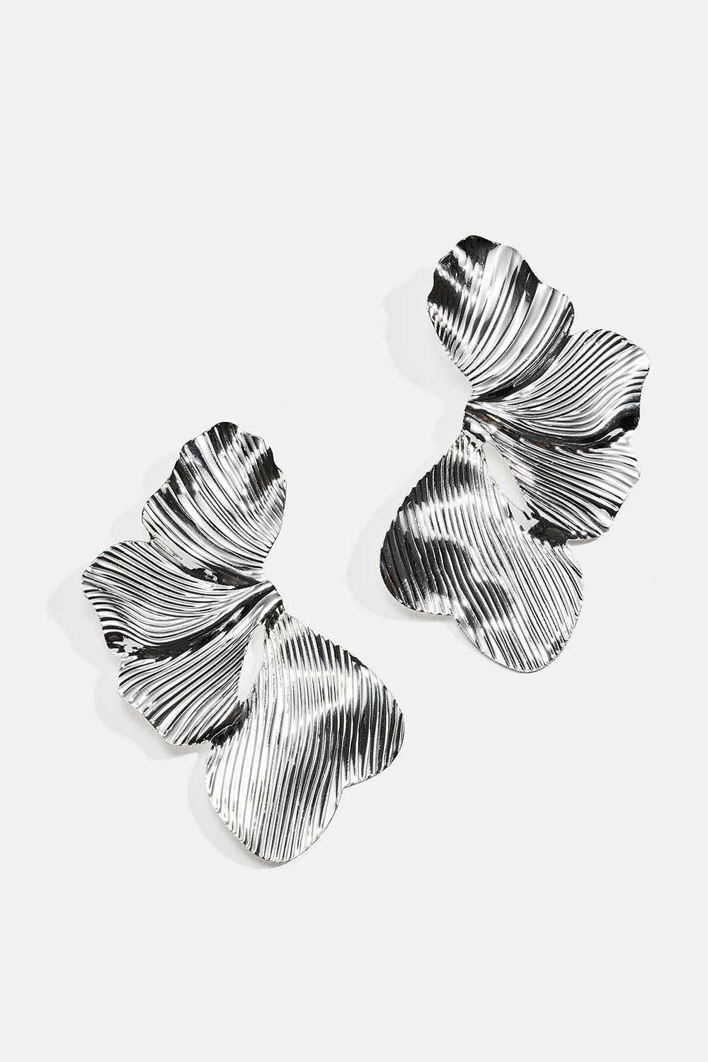 Øredobber formet som blomsterblader i gruppen Smykker / Øredobber hos Glitter (253010711001)