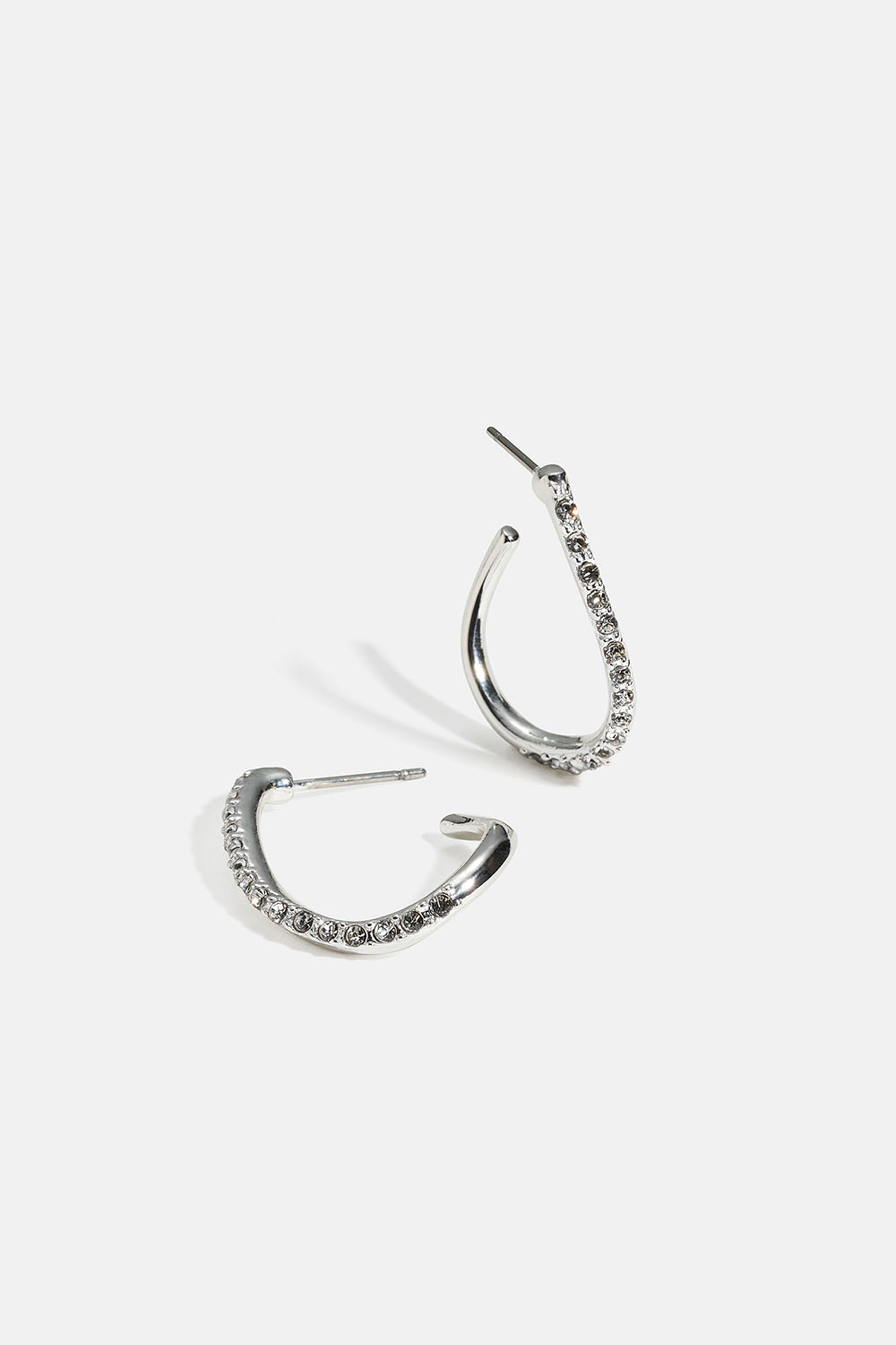 Bølgeformede ringer med glassteiner i gruppen Smykker / Øredobber / Øreringer hos Glitter (253011131001)