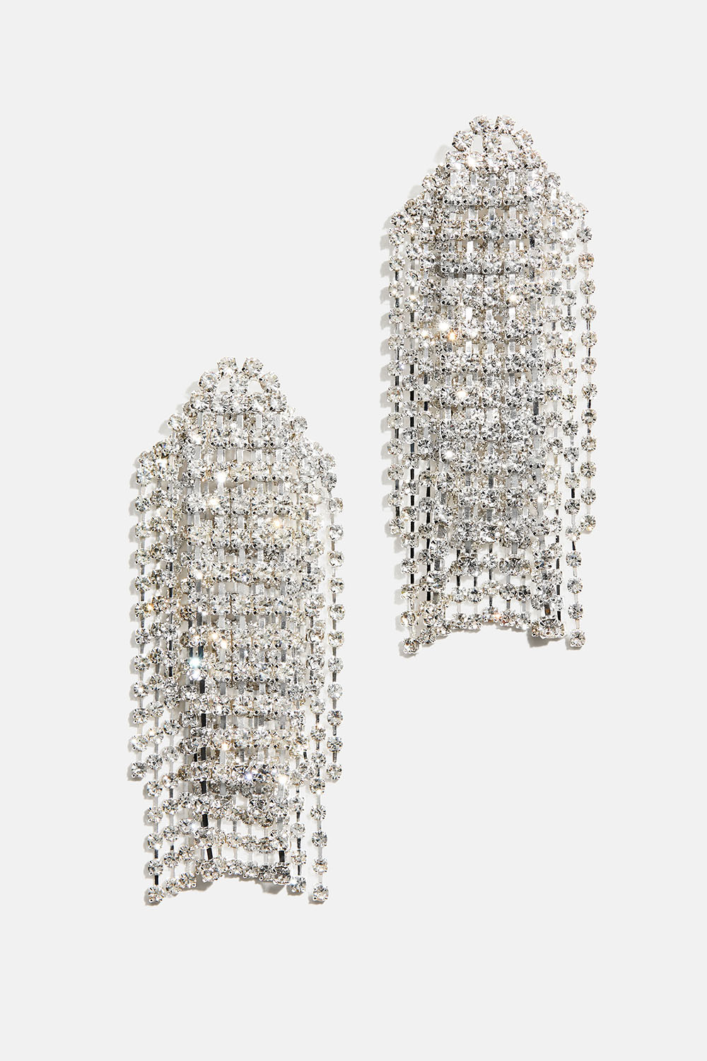 Øredobber med tre rader strasslenker i gruppen Smykker / Øredobber / Rhinestone hos Glitter (253011271000)