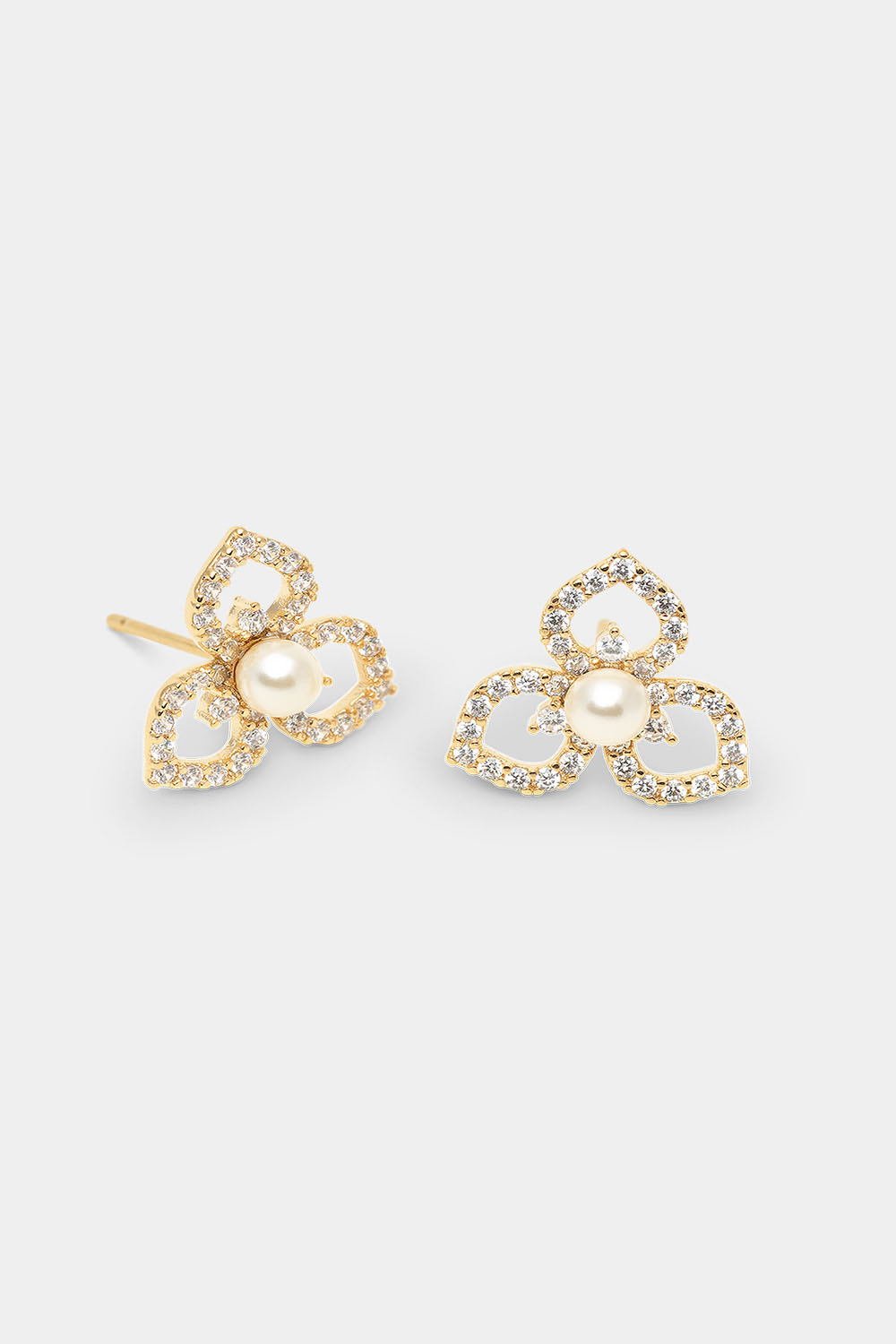 Elise earrings - Ivory pearl (gold) i gruppen Lily and Rose - Øredobber hos Glitter (253011522002)