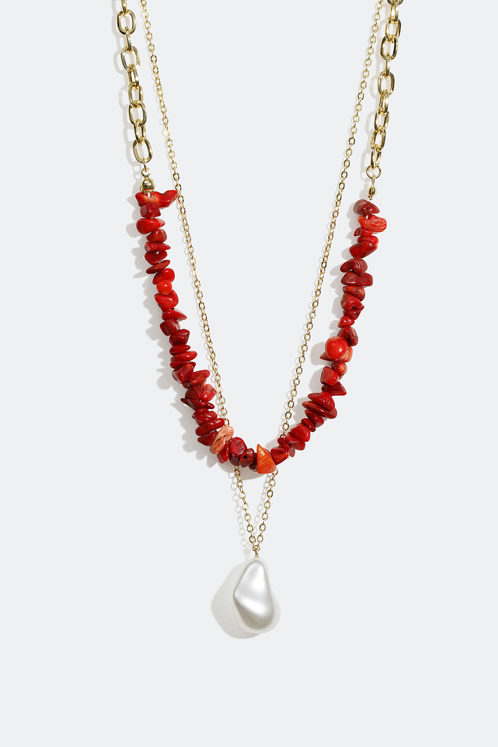 Dobbelt halskjede med røde natursteiner og stor perle i gruppen Alle Smykker / Halskjeder / Halskjeder med anheng hos Glitter (25400029)