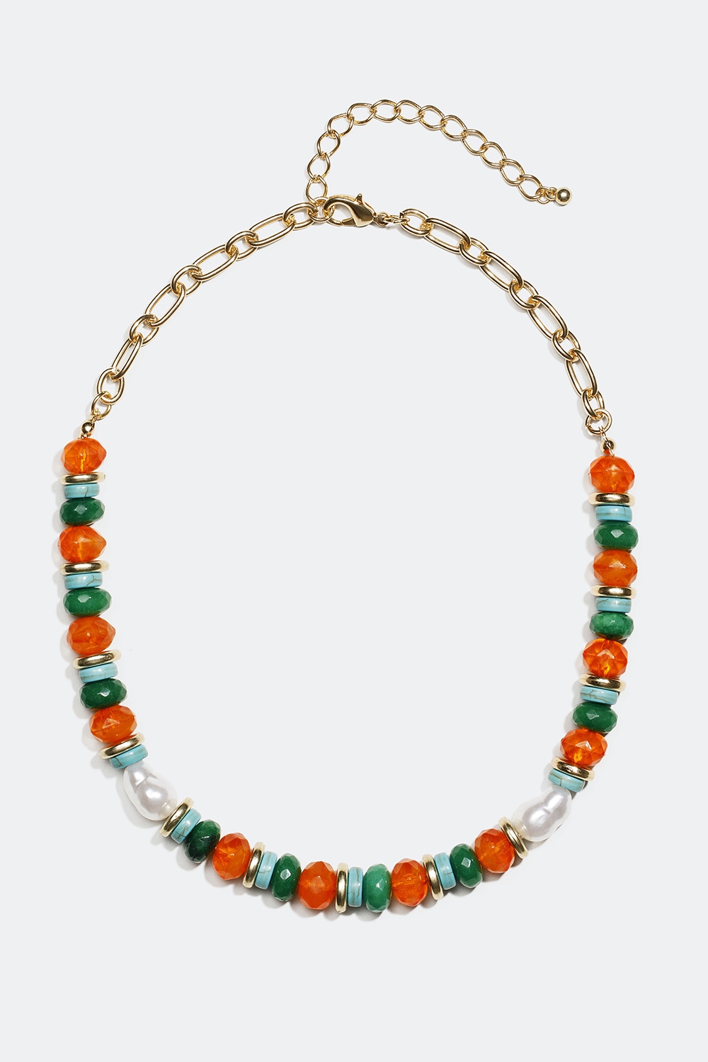Gullfarget halskjede med perler og steiner i forskjellige farger i gruppen Smykker / Halskjeder hos Glitter (254000979902)