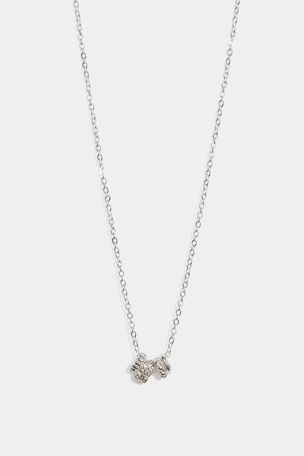 Halskjede med fire runde charms i gruppen Smykker / Halskjeder / Halskjeder med anheng hos Glitter (254002251001)