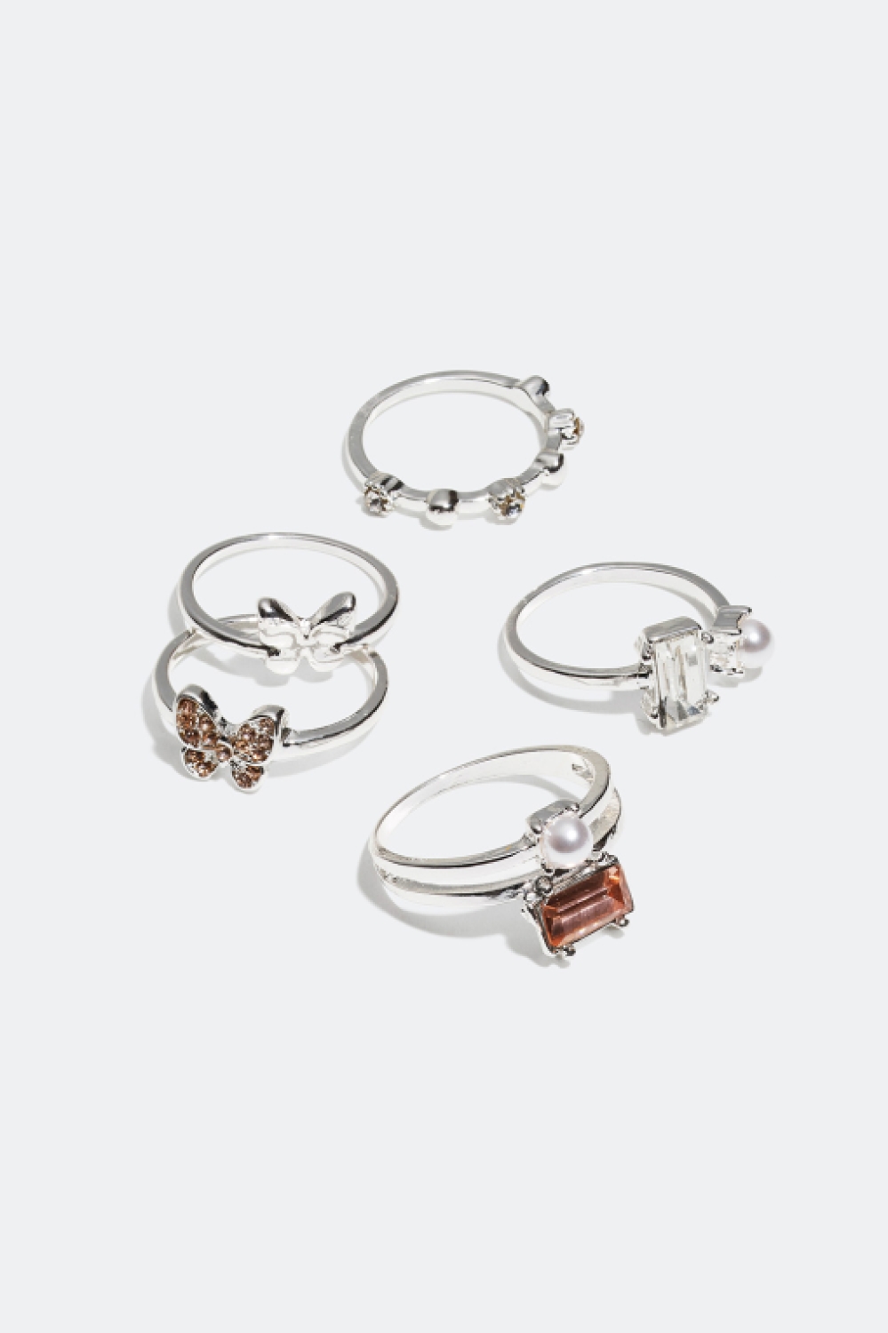 Ringer med sommerfugler og glassteiner, 5-pakning i gruppen Smykker / Ringer / Flerpakning hos Glitter (25600018)