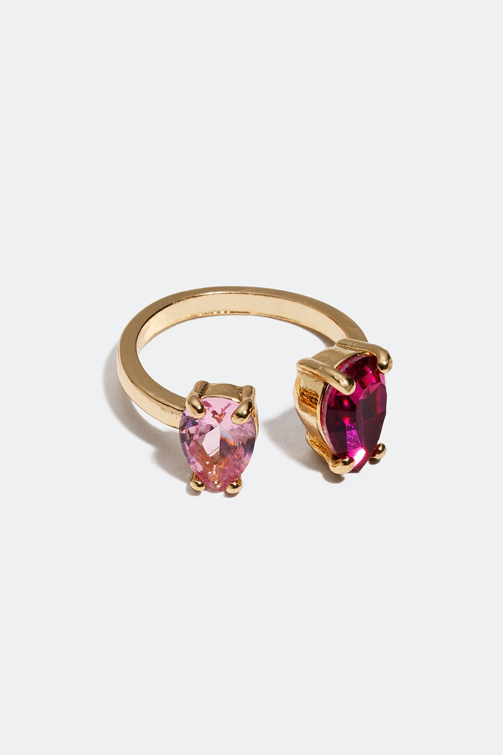 Ring med dråpeformede rosa glassteiner i gruppen Smykker / Ringer / Brede hos Glitter (256000415)