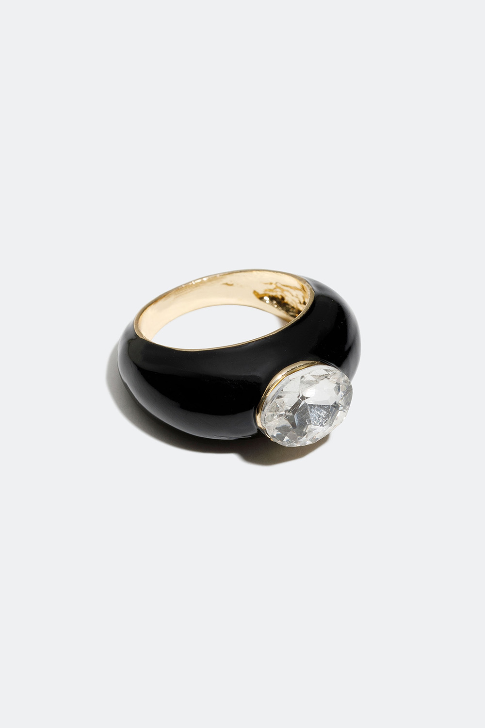 Ring med svart emalje og glasstein i gruppen Smykker / Ringer / Brede hos Glitter (256000549)