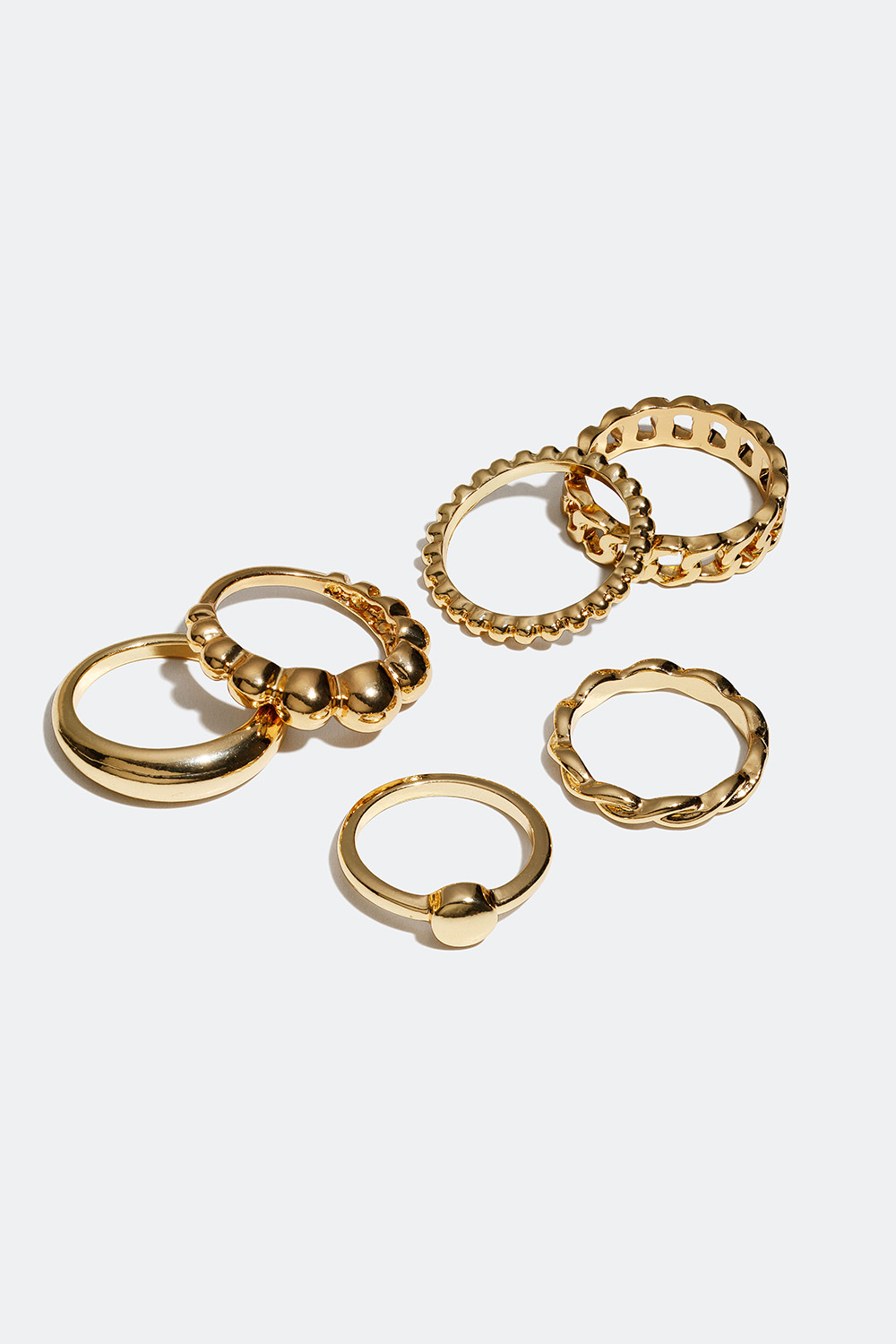 Gullfargede ringer i forskjellige størrelser med kuler, 6-pakning i gruppen Smykker / Ringer / Flerpakning hos Glitter (256000552016)