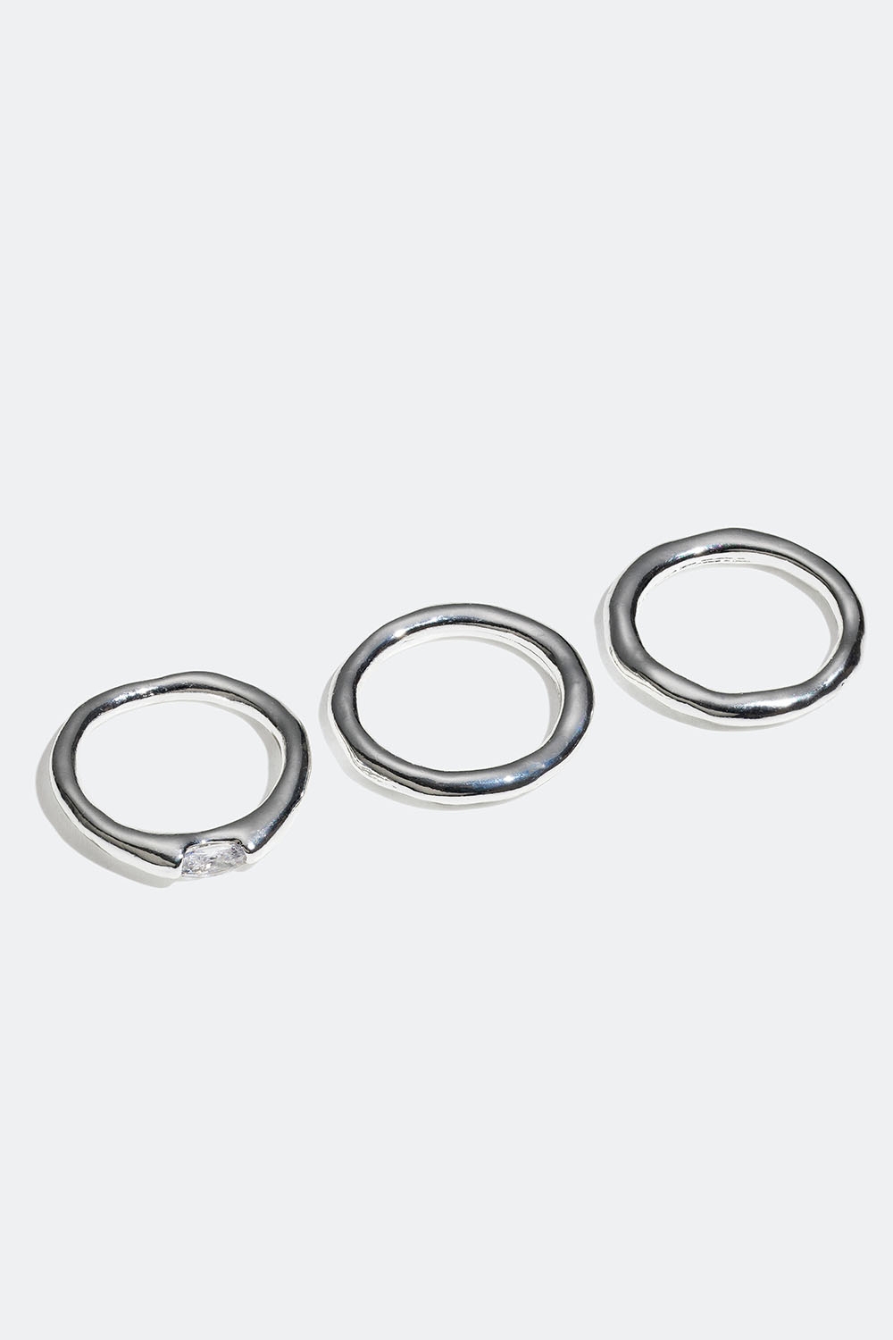 Ringer med glassteiner, 3-pakning i gruppen Smykker / Ringer / Flerpakning hos Glitter (25600094)