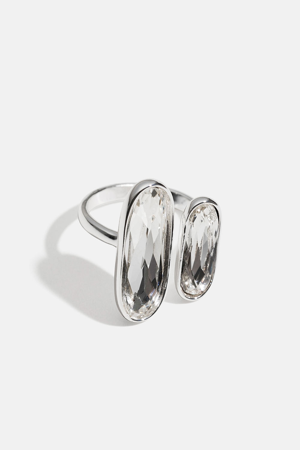 Ring med ovale glassteiner i gruppen Smykker / Ringer hos Glitter (2560012110)