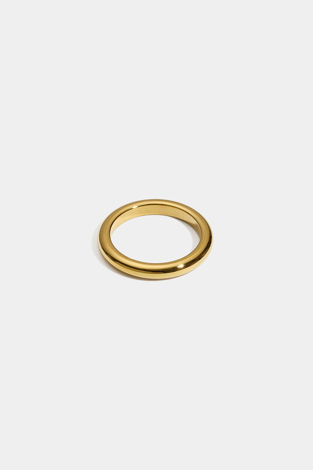 Bred ring i 18 k gullbelagt stål i gruppen Stainless Steel / 18 k gullbelagt stål hos Glitter (2560021320)