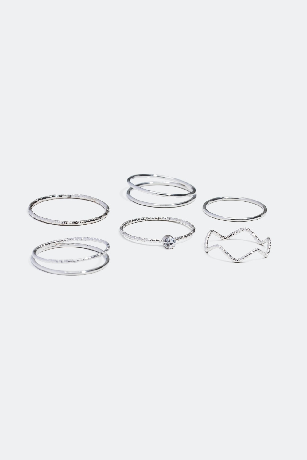 5 ringer, forskjellige størrelser i gruppen Smykker / Ringer / Tynne hos Glitter (323119)