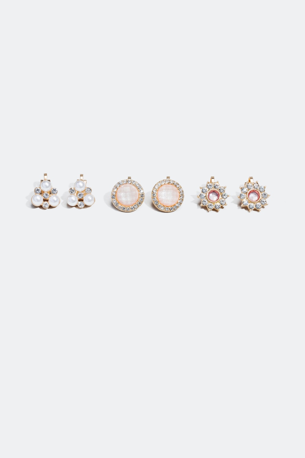 3-pakning med klipsøredobber i rosa, hvitt og gullfargede nyanser i gruppen Alle Smykker hos Glitter (324484)