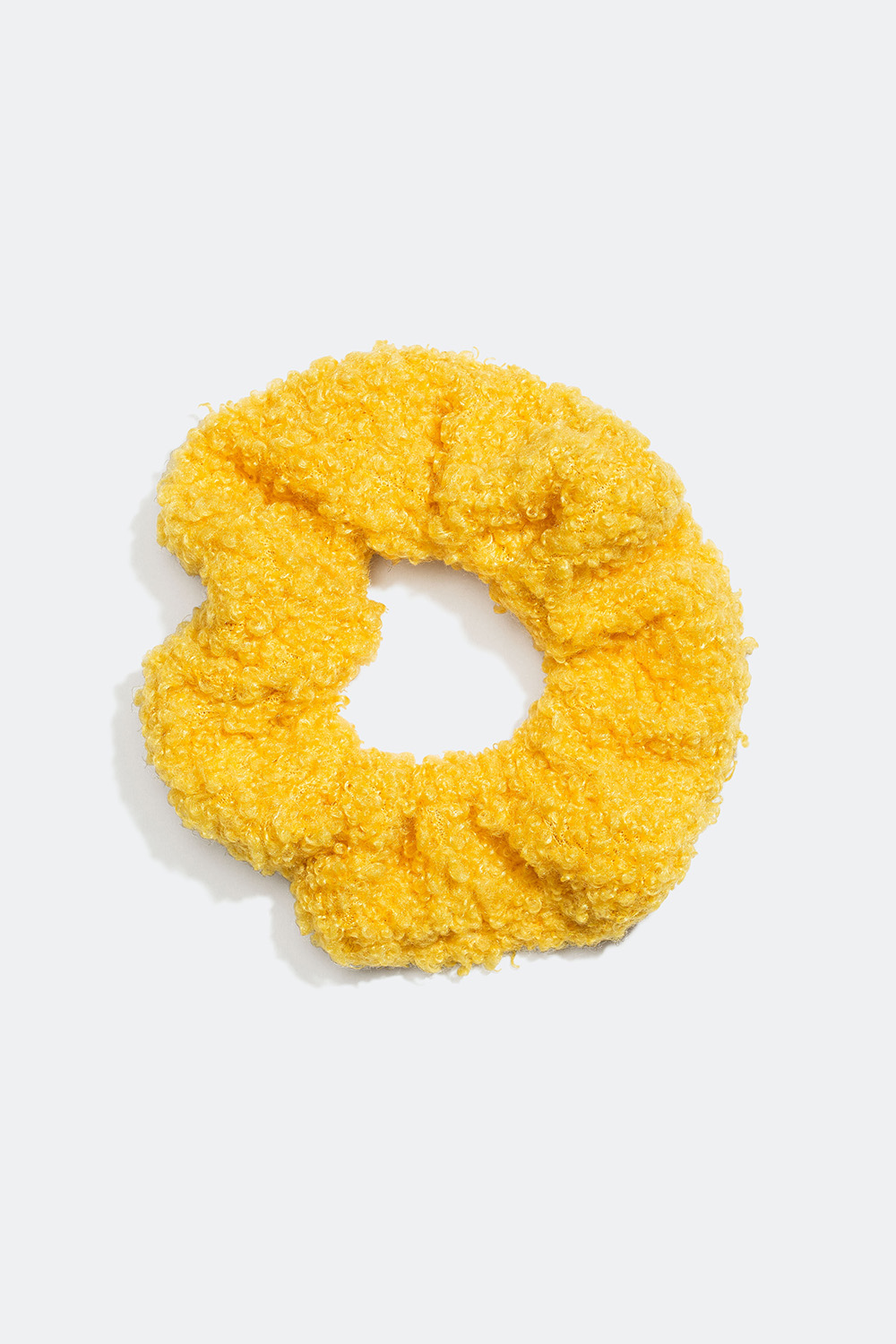 Ensfarget scrunchie i teddystoff i gruppen Salg hos Glitter (327768301000)