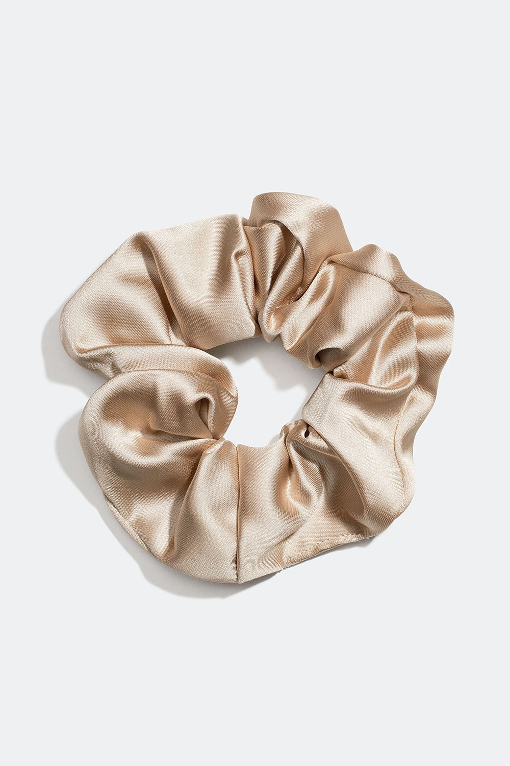 Beige scrunchie i gruppen Håraccessories / Scrunchies hos Glitter (332000938300)