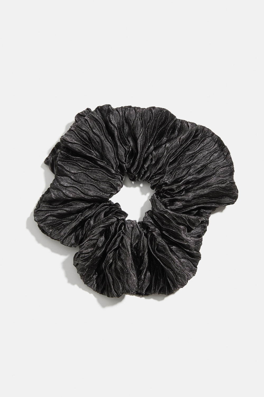 Svart scrunchie i teksturert stoff i gruppen Håraccessories / Scrunchies hos Glitter (332001459000)