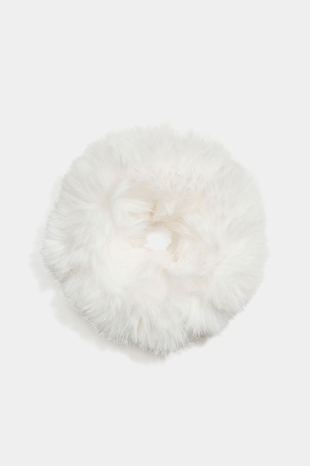 Hvit, fluffy hårstrikk i gruppen Store week / hos Glitter (332001523100)