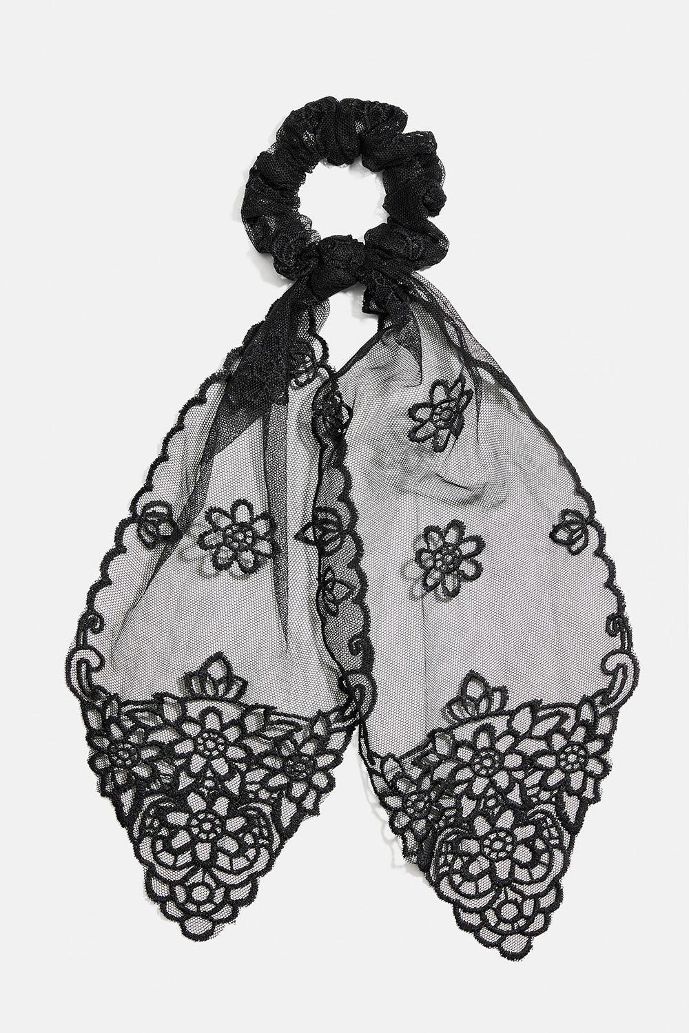 Svart scrunchie med sløyfebånd og blonder i gruppen Håraccessories / Scrunchies hos Glitter (332002039000)