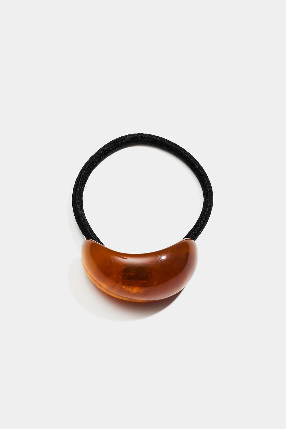 Svart hårstrikk med brun plastdetalj i gruppen Håraccessories / Hårstrikker / Strikker med detaljer hos Glitter (334001588000)