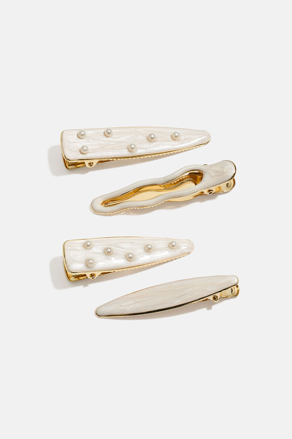 4-pakning hårspenner med perledetaljer i gruppen Håraccessories / Spenner & klemmer / Flerpakning hos Glitter (335002353100)