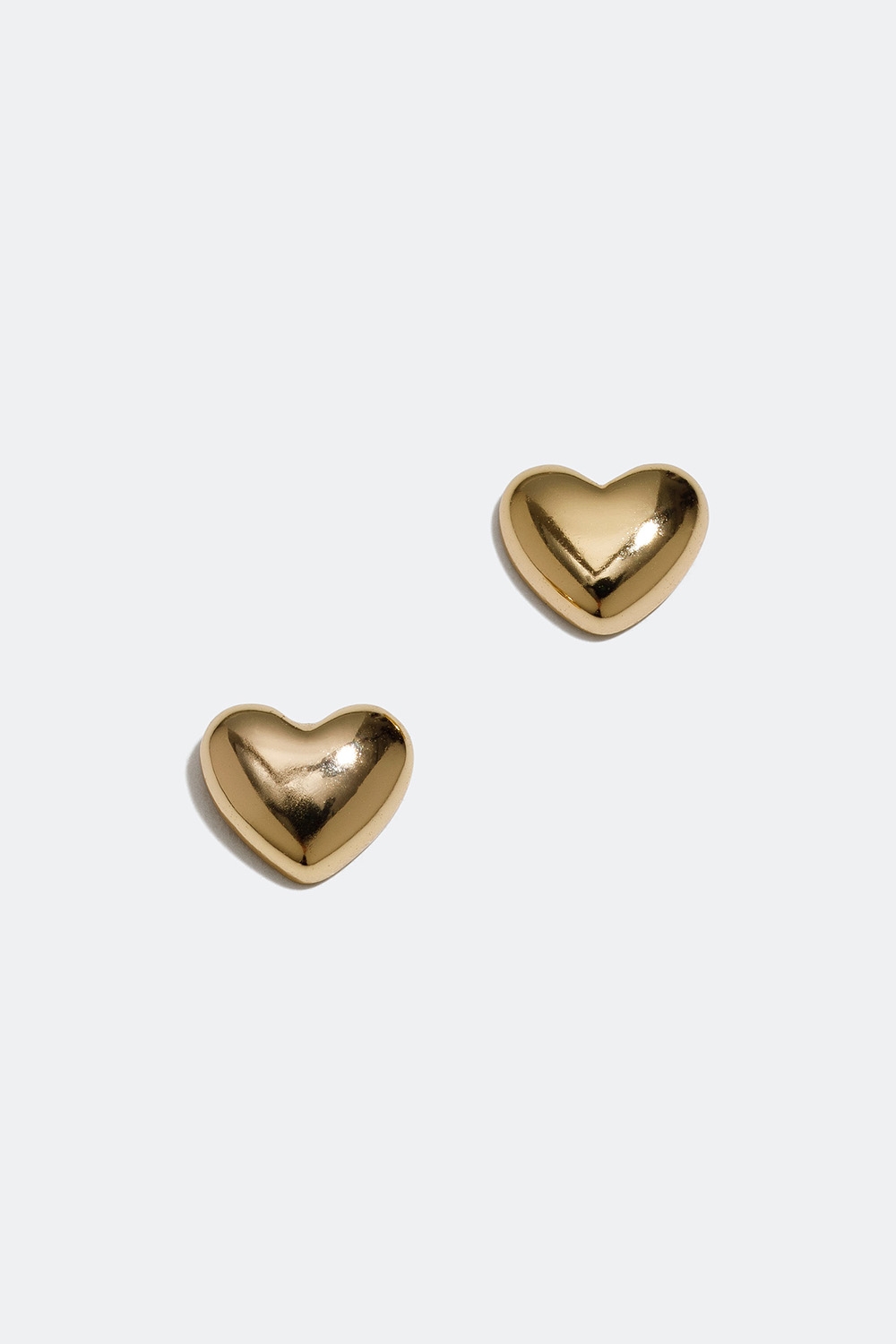 Små øredobber med hjerter forgylt med 18k gull i gruppen Barn / Barnesmykker / Barneøredobber hos Glitter (405000092002)