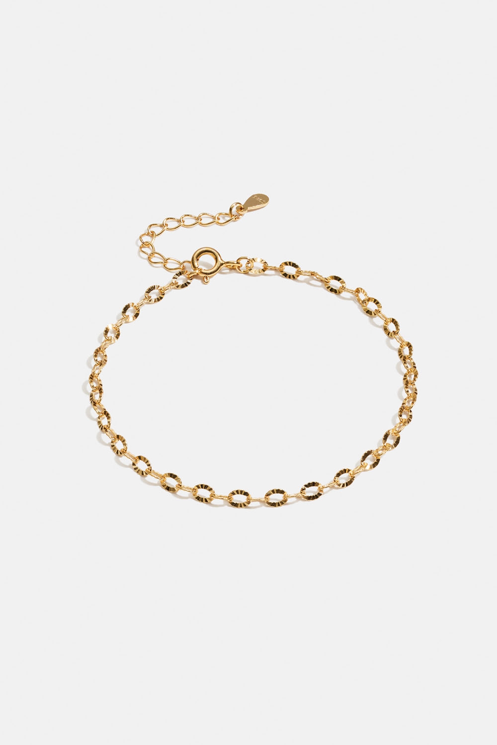 Armbånd i 18k forgylt ekte sølv med riflet lenke i gruppen 18 K Gullbelagt sølv / Armbånd i 18 K gull hos Glitter (551000732002)