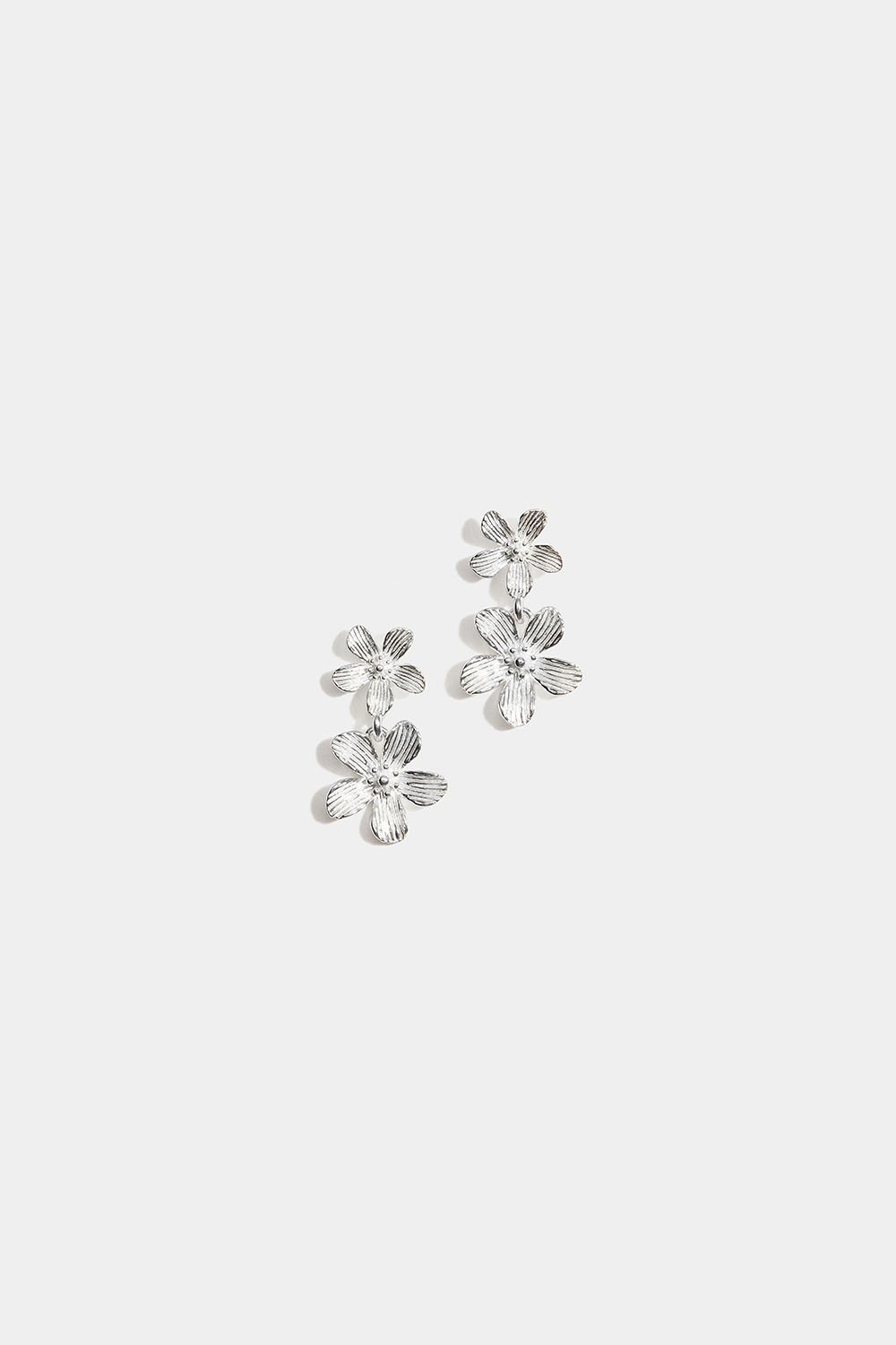 Hengende blomsterøredobber i ekte sølv i gruppen Ekte sølv / Sølvøredobber hos Glitter (553006191000)
