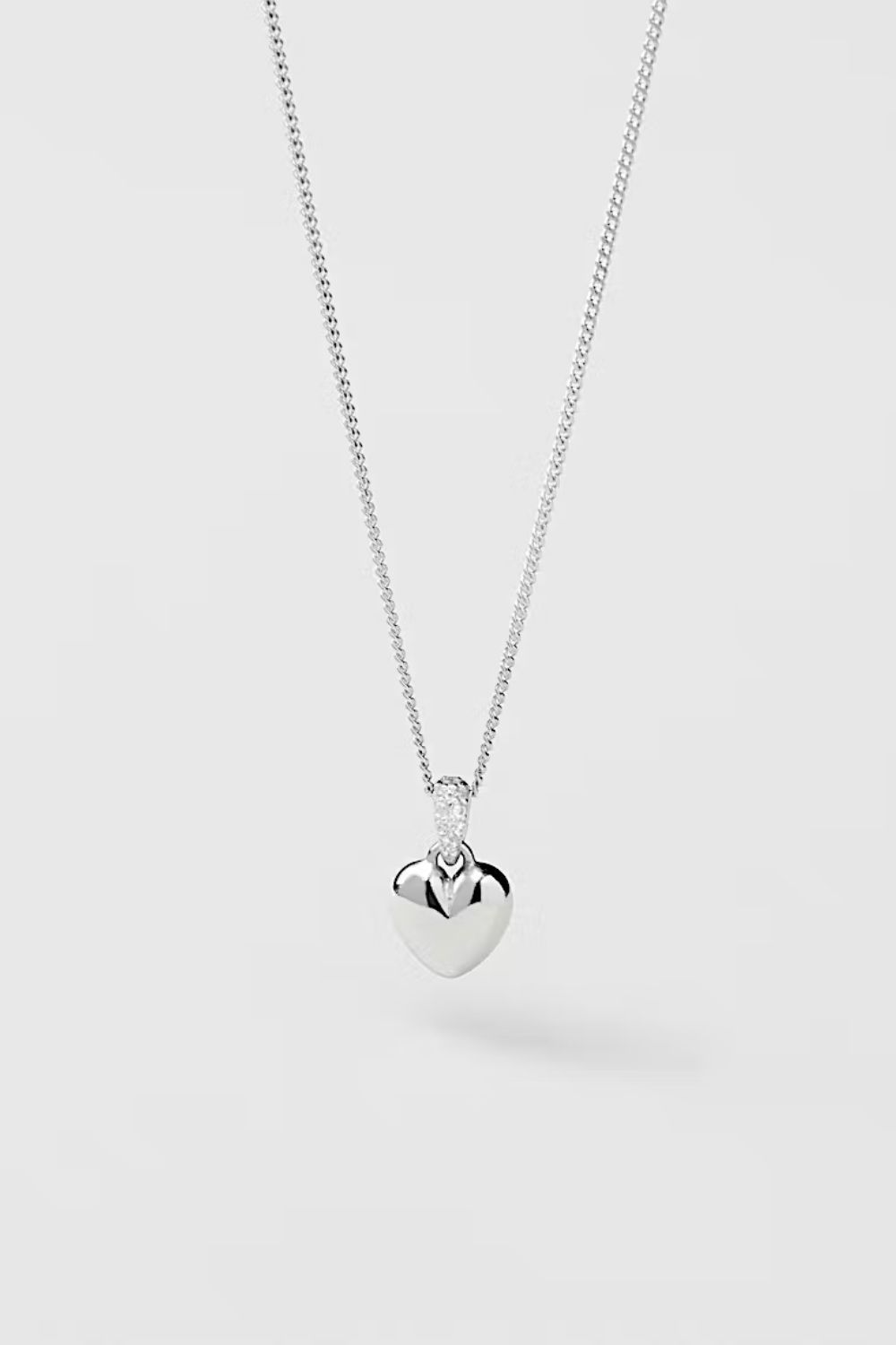 Hanna Heart Necklace i gruppen Ekte sølv / Sølvhalskjeder / Halskjeder i ekte sølv med anheng hos Glitter (554004461001)