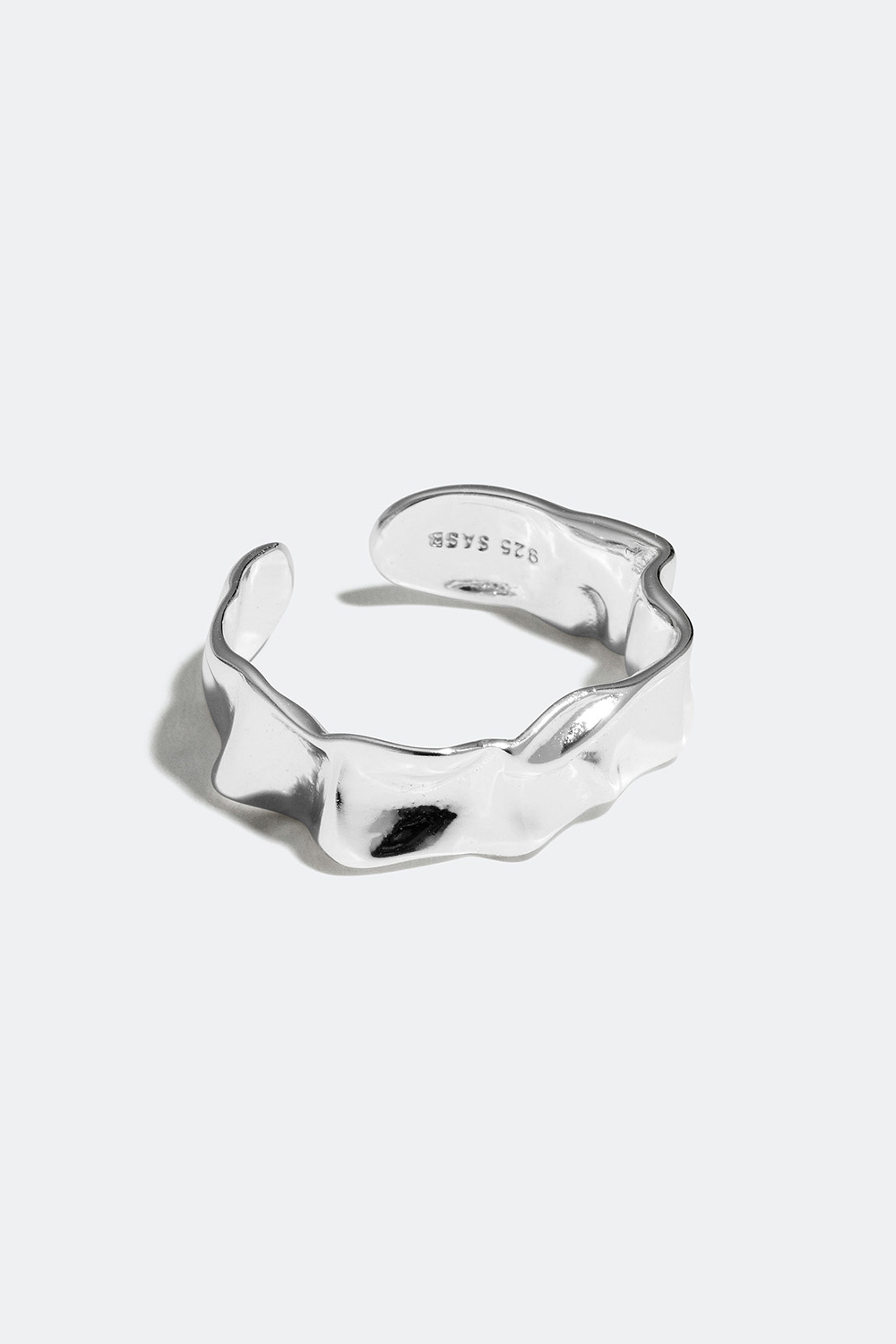 Skulpturell ring i ekte sølv – justerbar i gruppen Ekte sølv / Sølvringer / Sølv hos Glitter (556000491000)