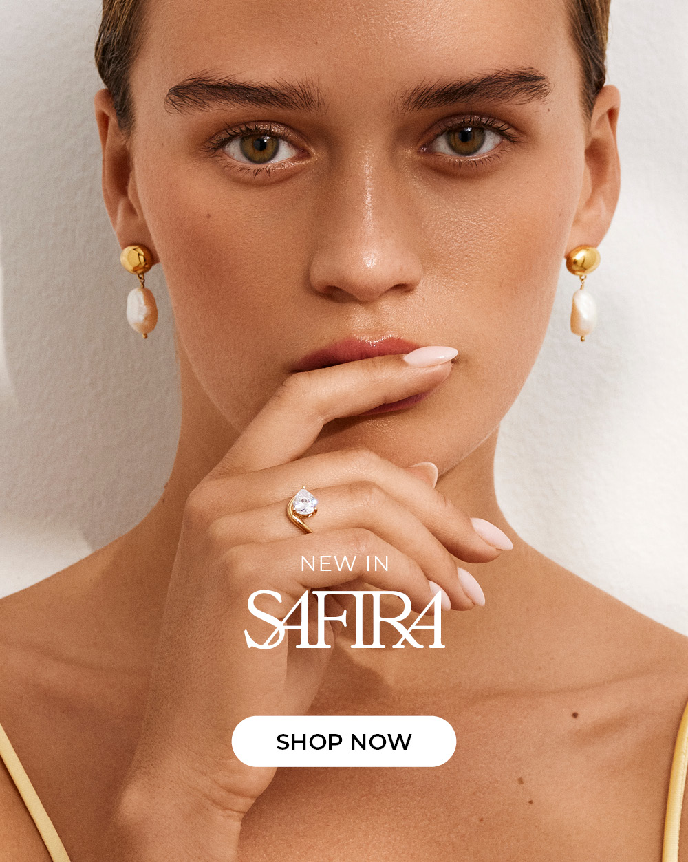 New in: safira