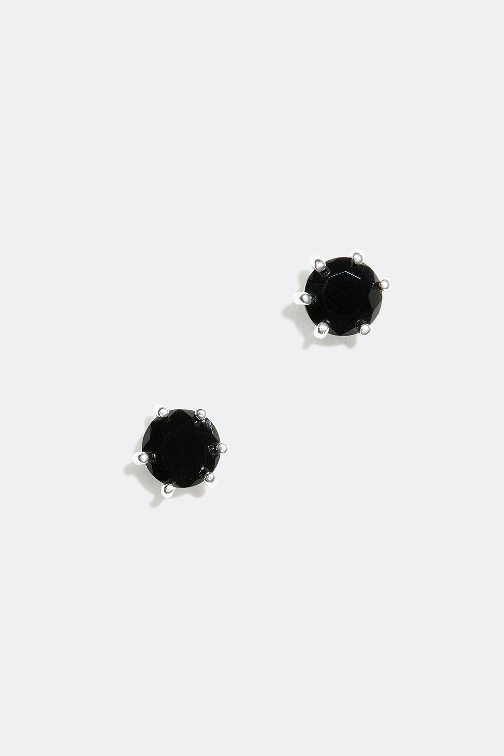 Små, svarte studs, ekte sølv, 0,5 cm