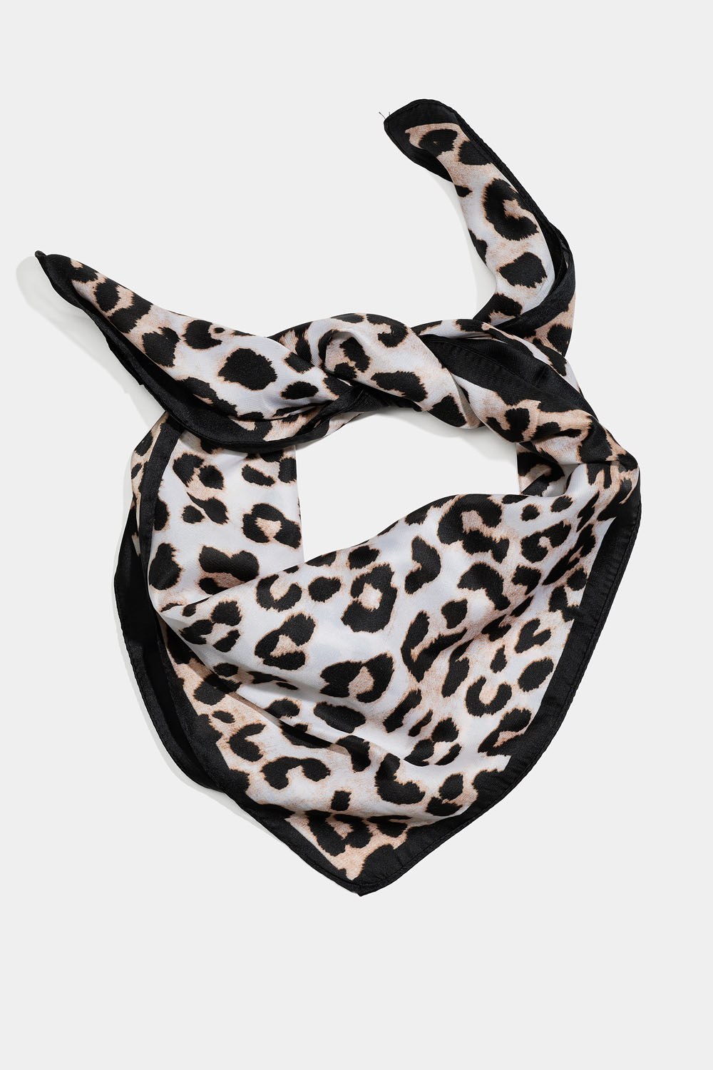 Leopardmønstret skjerf